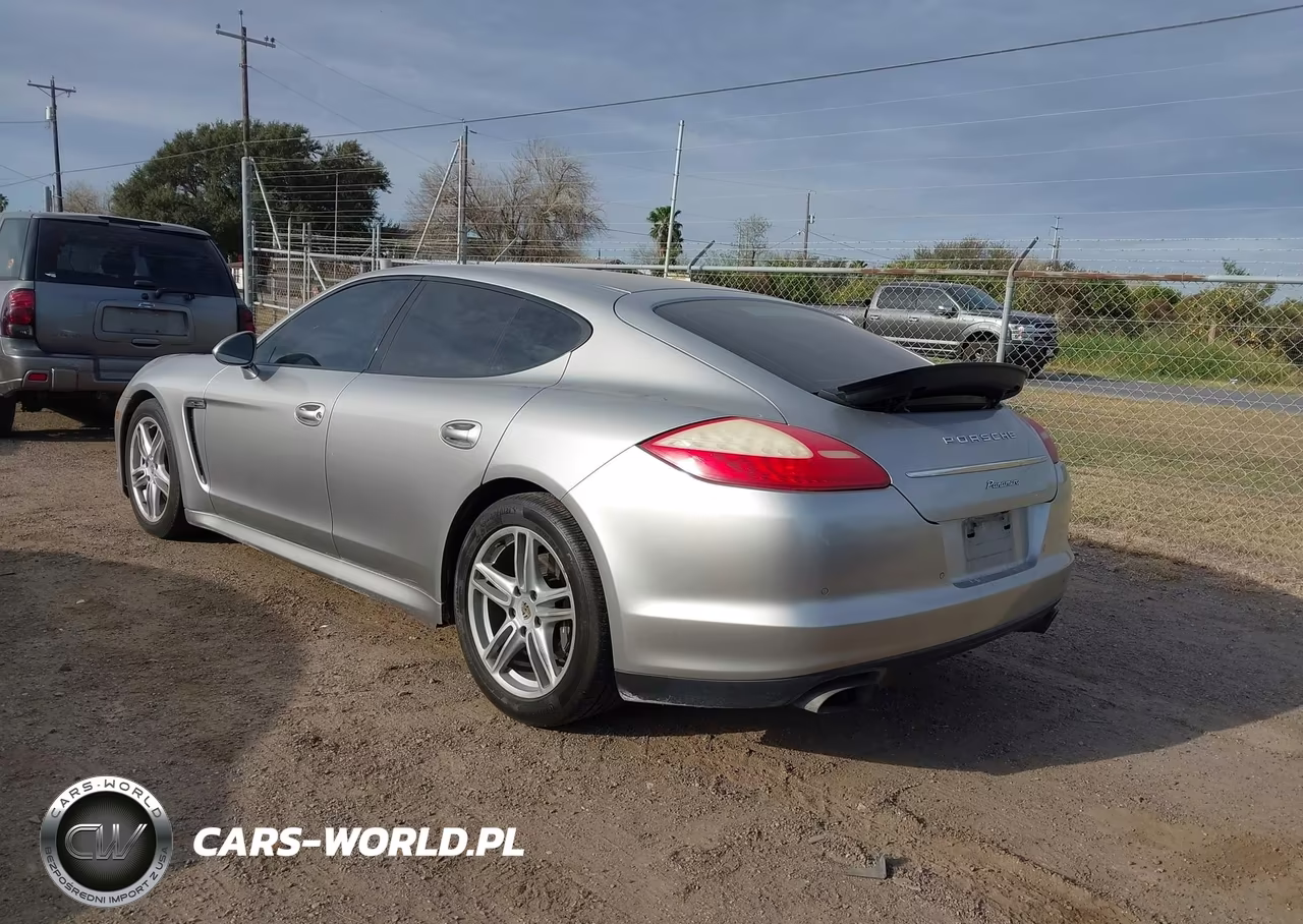 2011 Porsche Panamera 4 VIN:WP0AA2A71BL017173 - 3
