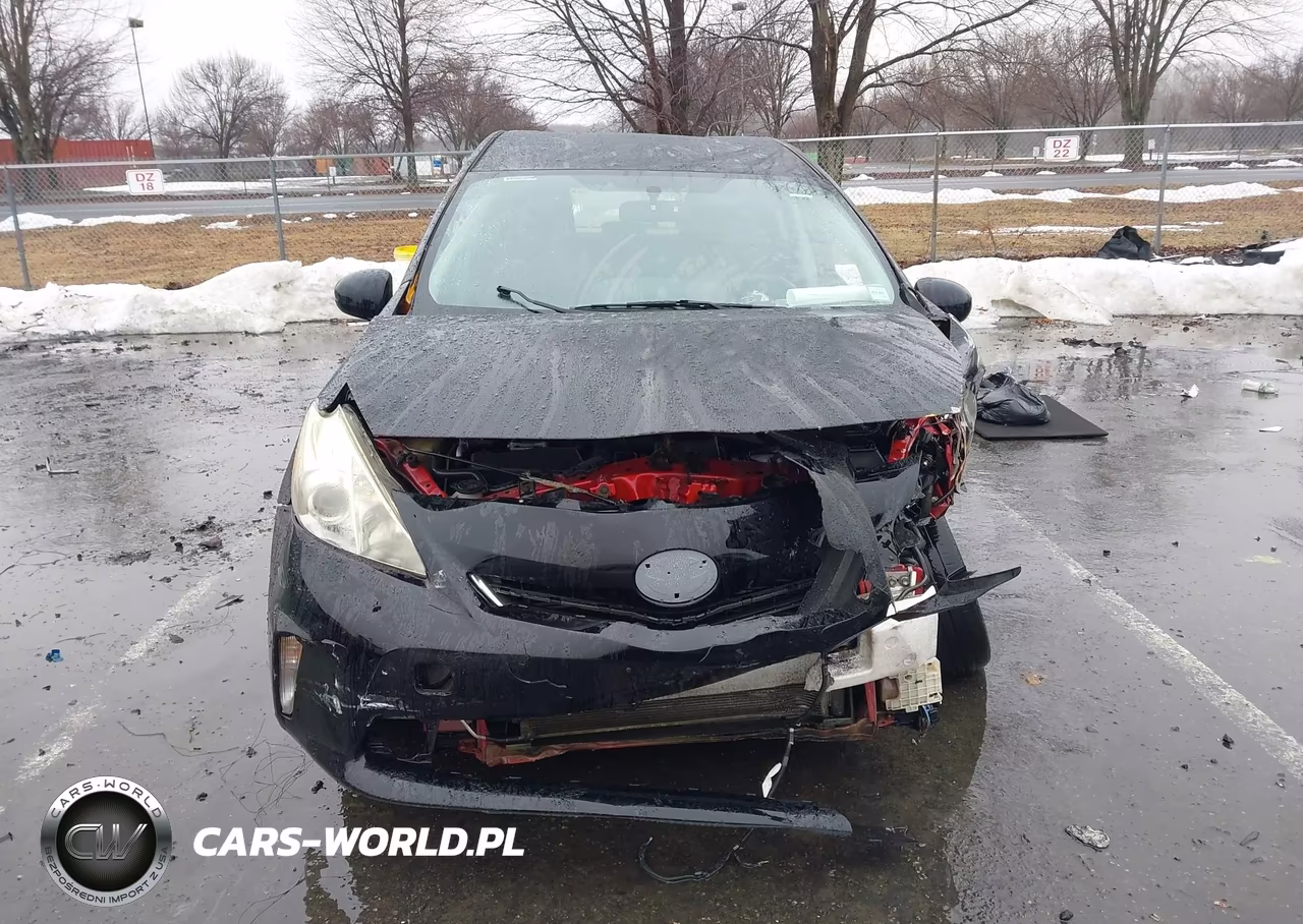 2014 Toyota Prius V Two VIN:JTDZN3EU9EJ009142 - 11