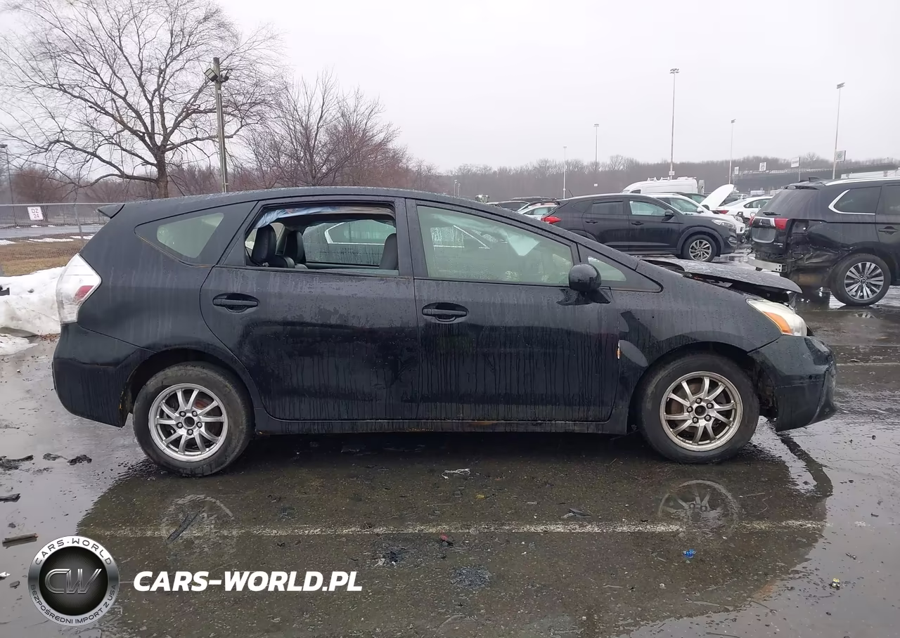 2014 Toyota Prius V Two VIN:JTDZN3EU9EJ009142 - 12