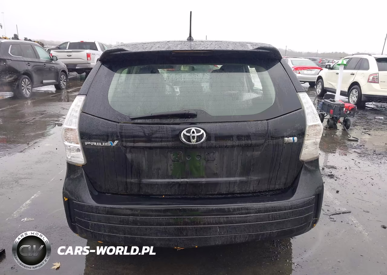 2014 Toyota Prius V Two VIN:JTDZN3EU9EJ009142 - 15