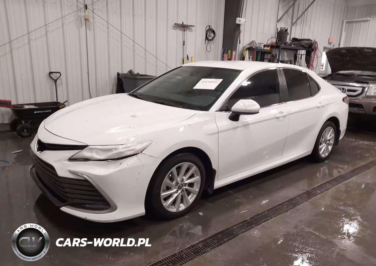 2023 Toyota Camry Le VIN:4T1C11AK8PU753967 - 2