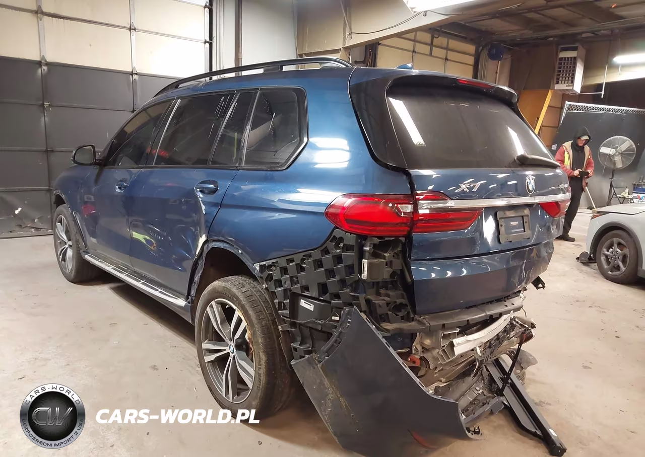 2021 BMW X7 xDrive40I VIN:5UXCW2C03M9E70013 - 3