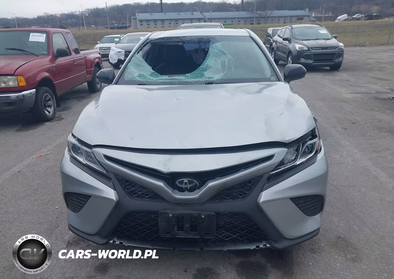 2018 Toyota Camry Se VIN:4T1B11HK6JU158088 - 12