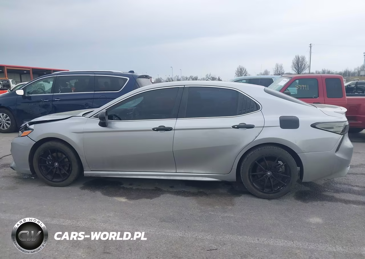 2018 Toyota Camry Se VIN:4T1B11HK6JU158088 - 14