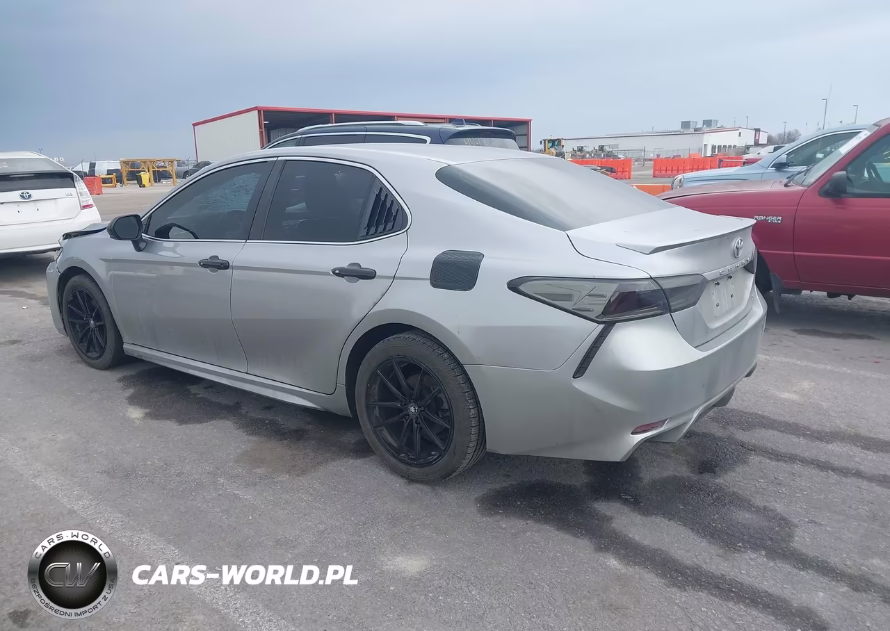 2018 Toyota Camry Se VIN:4T1B11HK6JU158088 - 3