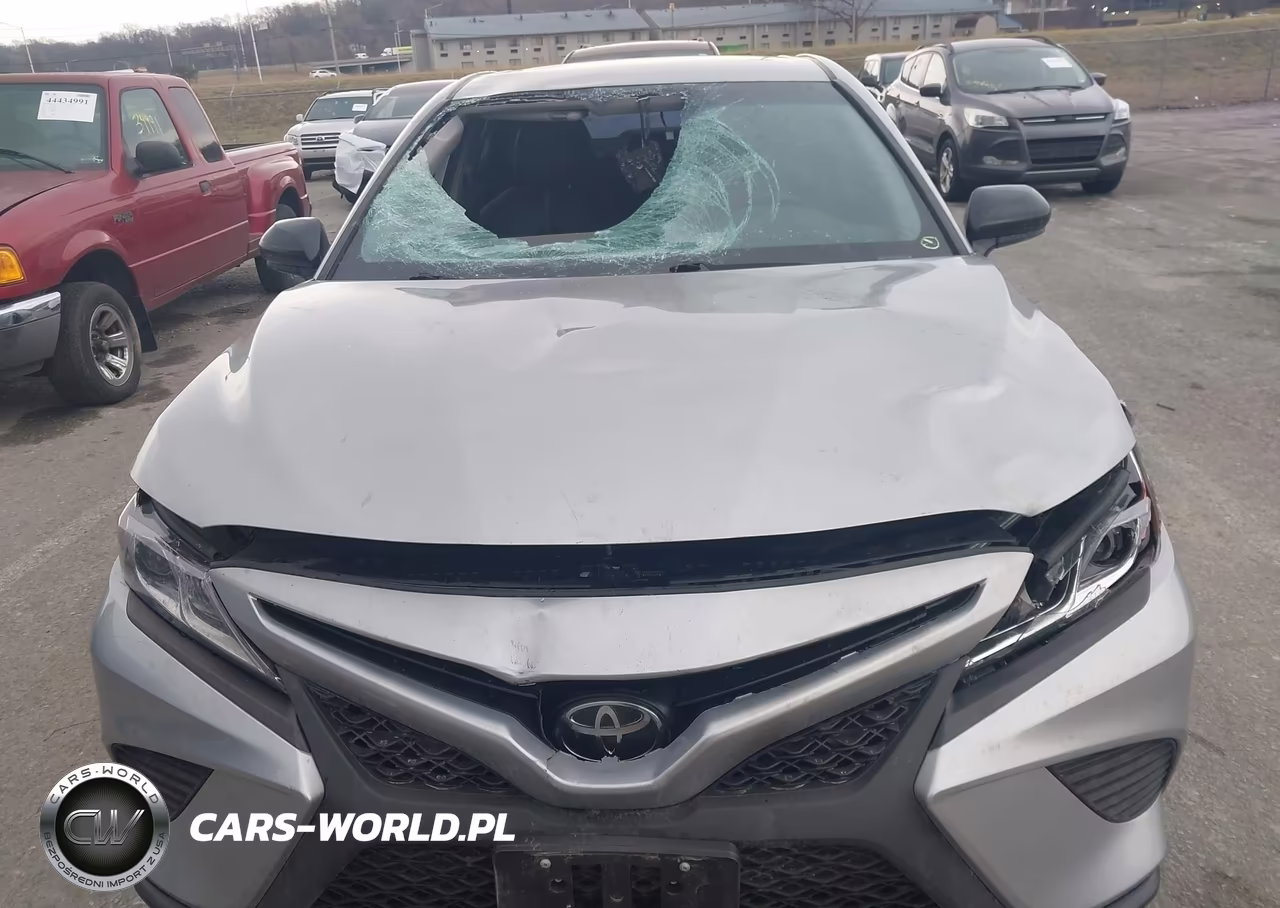 2018 Toyota Camry Se VIN:4T1B11HK6JU158088 - 6