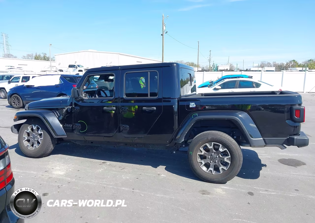 2024 Jeep Gladiator Sport S VIN:1C6HJTAGXRL119948 - 14