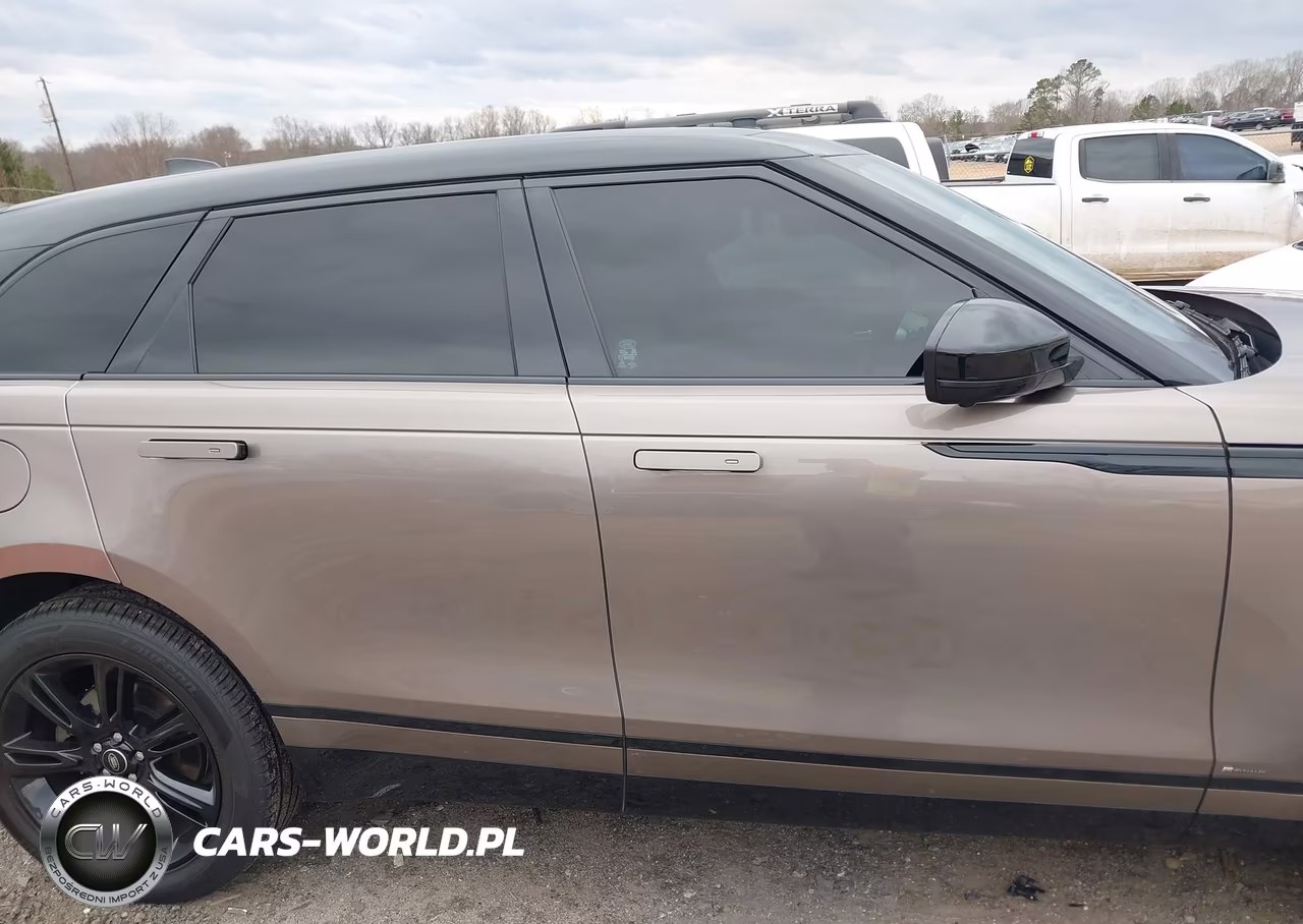 2020 Land Rover Range Rover Velar P250 R-Dynamic S VIN:SALYK2EX7LA260885 - 13