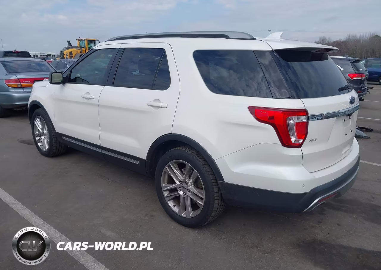 2017 Ford Explorer Xlt VIN:1FM5K7D81HGA07482 - 3