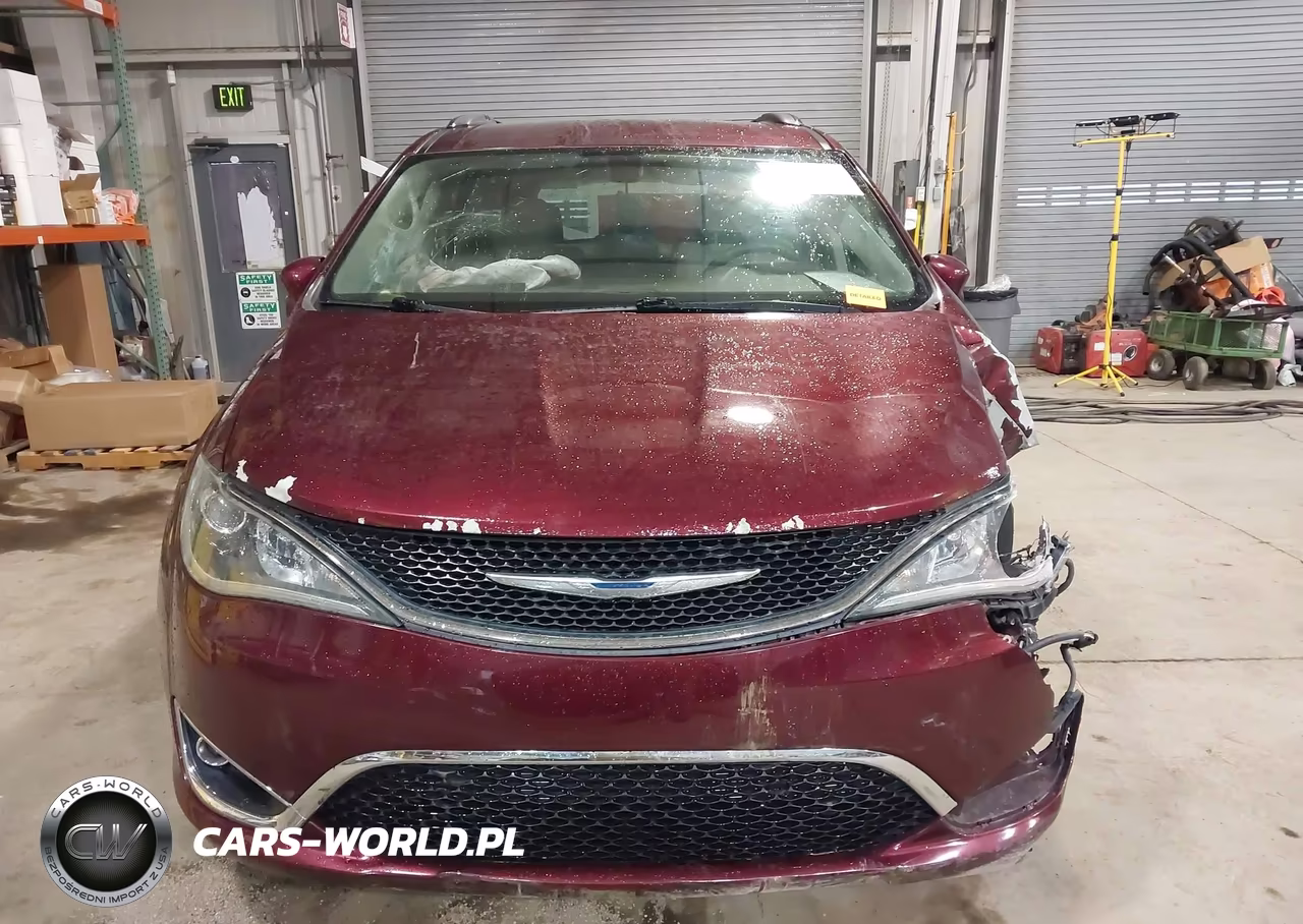 2017 Chrysler Pacifica Touring-L Plus VIN:2C4RC1EG8HR551045 - 12