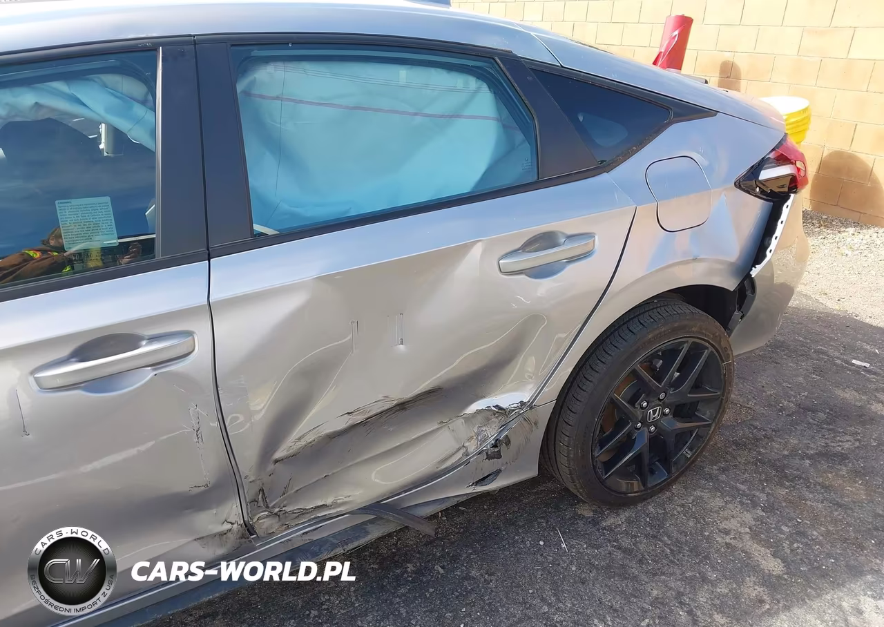 2025 Honda Civic Sedan Sport VIN:19XFL2H81SE021814 - 17