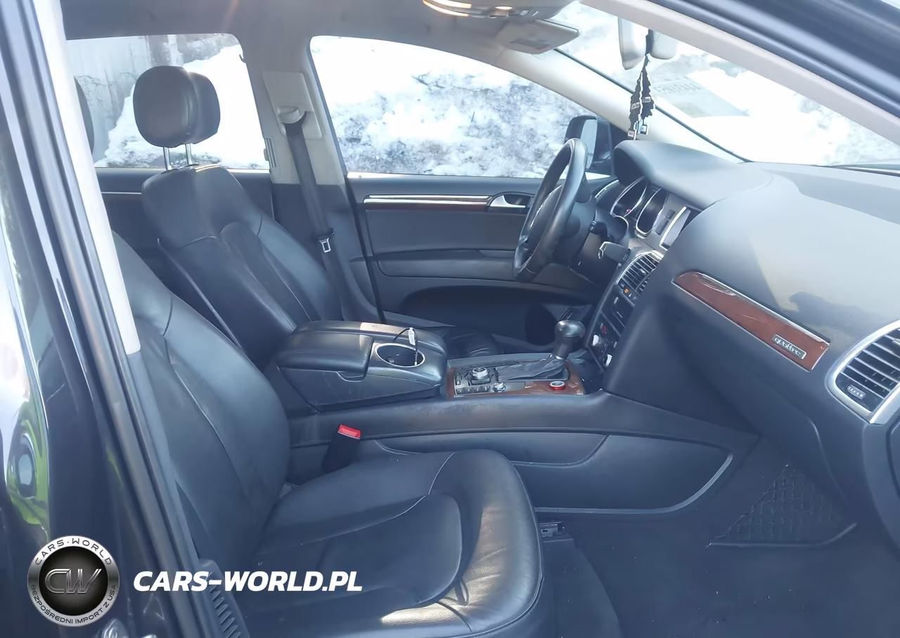 2013 Audi Q7 3.0T Premium VIN:WA1CGAFE2DD005887 - 5