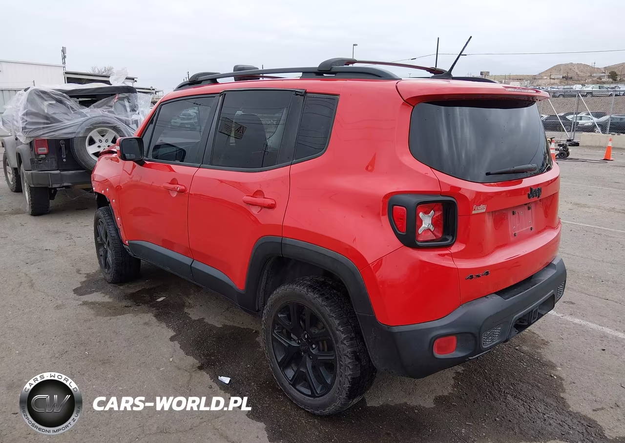 2017 Jeep Renegade Altitude 4X4 VIN:ZACCJBBB4HPG58818 - 3