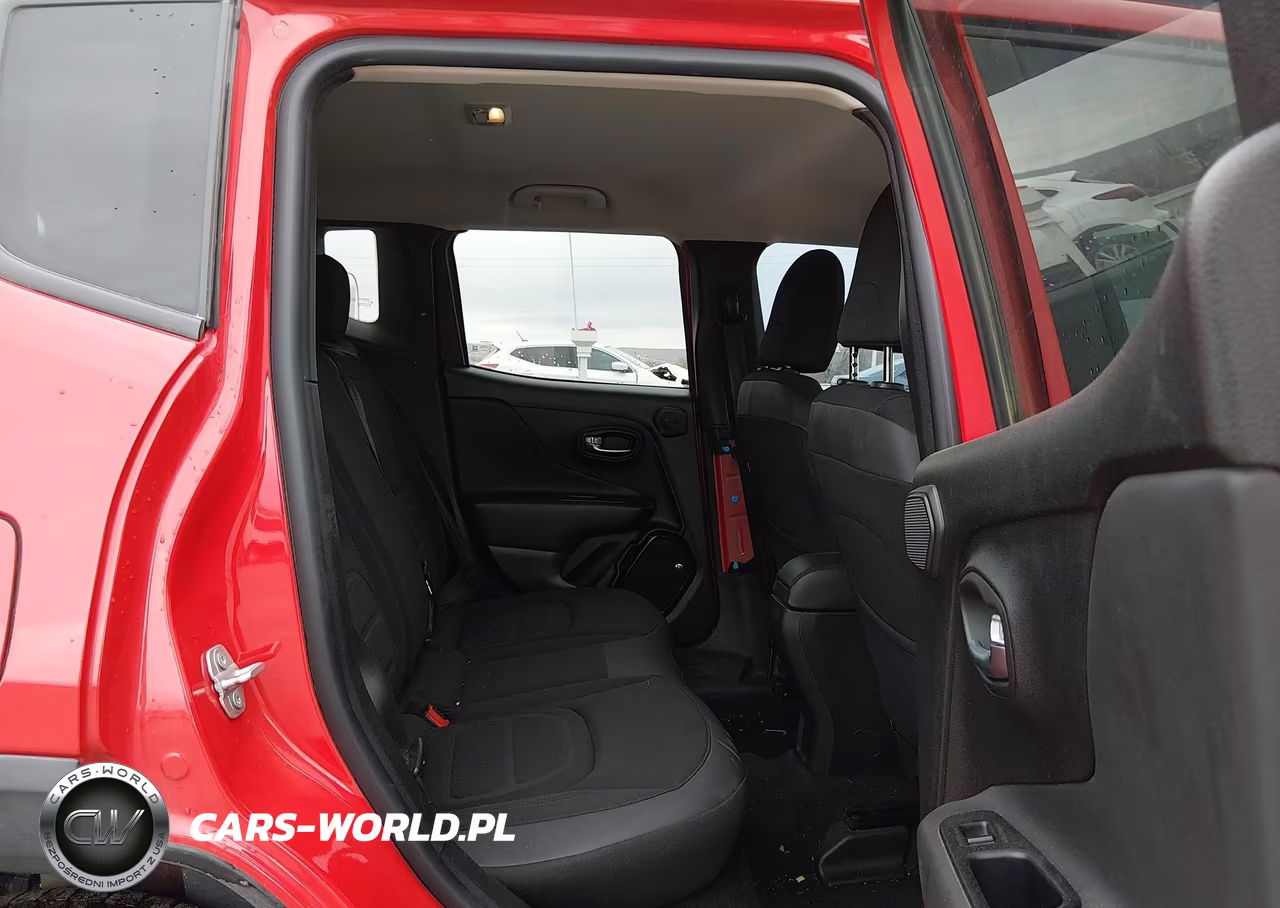 2017 Jeep Renegade Altitude 4X4 VIN:ZACCJBBB4HPG58818 - 8