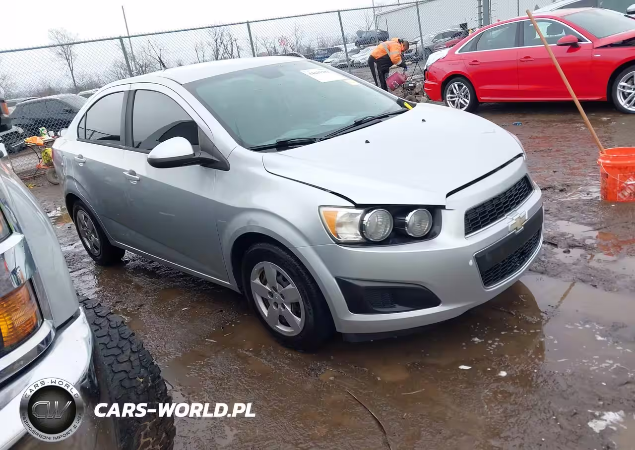 2013 Chevrolet Sonic Ls Auto