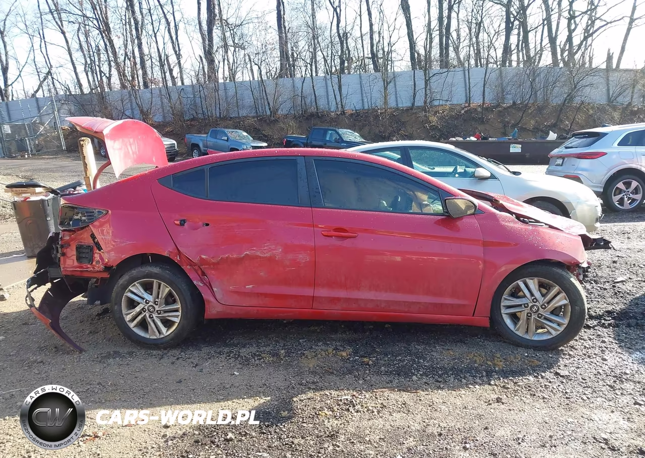 2019 Hyundai Elantra Sel VIN:5NPD84LF7KH437940 - 13