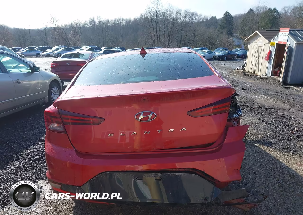 2019 Hyundai Elantra Sel VIN:5NPD84LF7KH437940 - 16