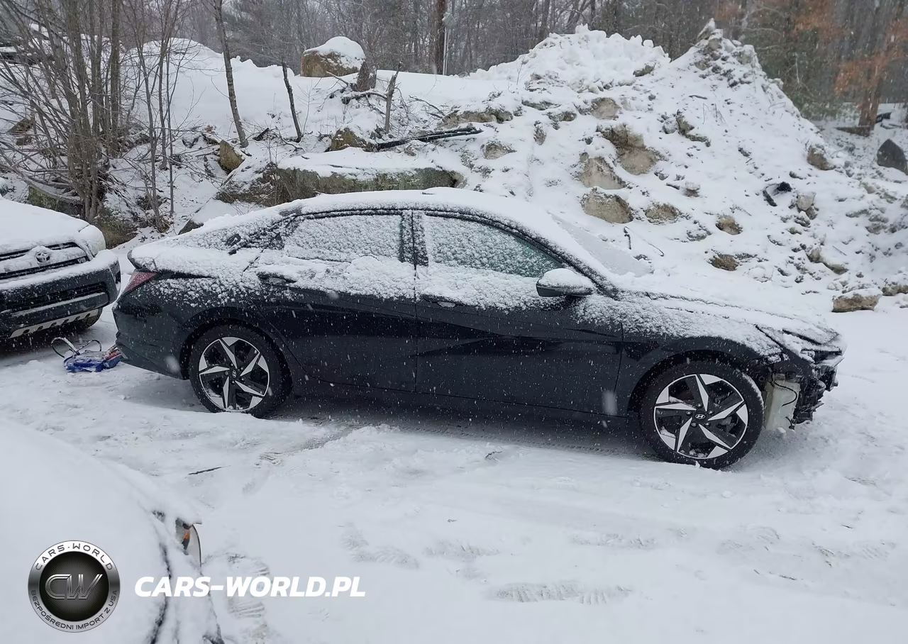 2022 Hyundai Elantra Hybrid Limited VIN:KMHLN4AJ3NU014614 - 13