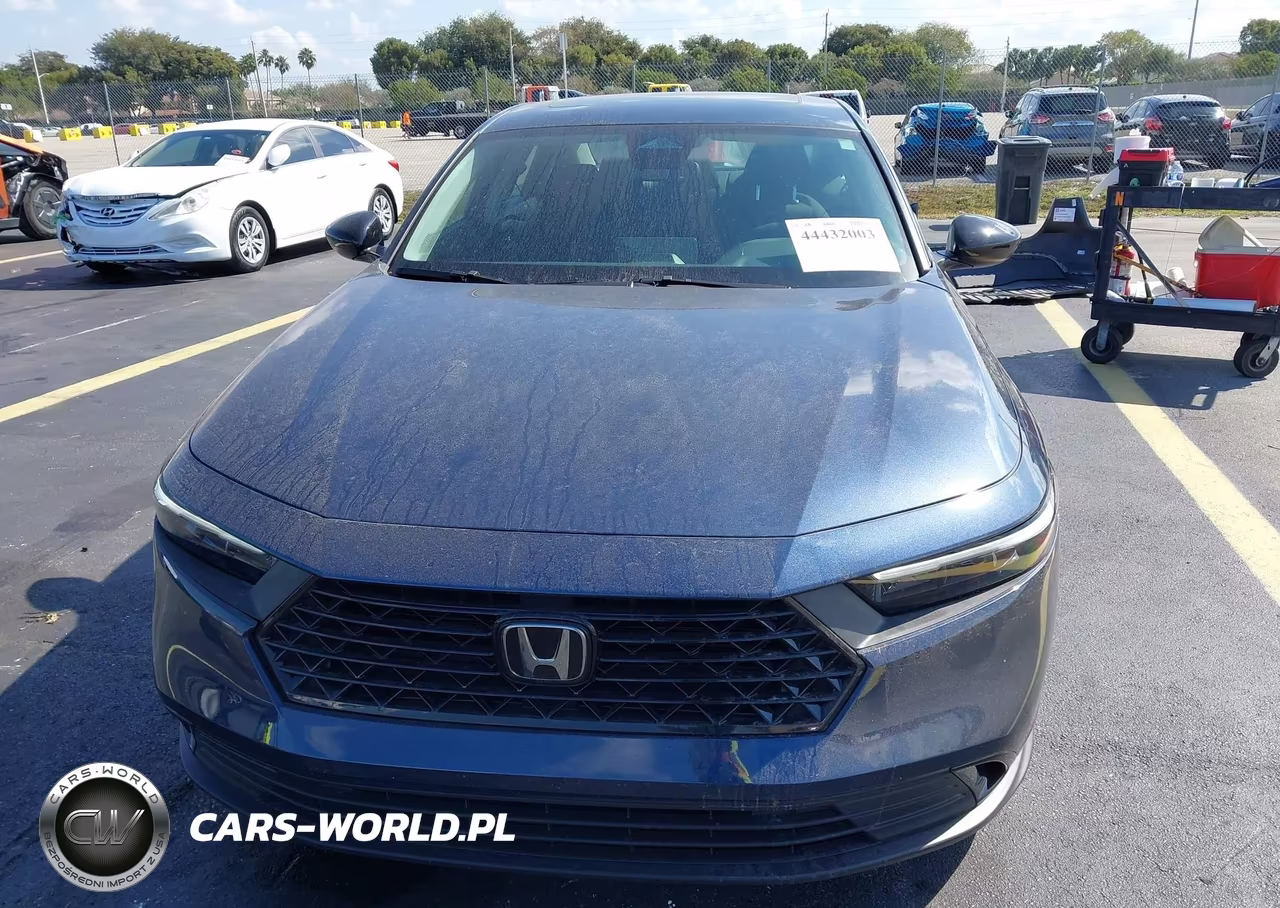 2025 Honda Accord Se VIN:1HGCY1F40SA014999 - 12