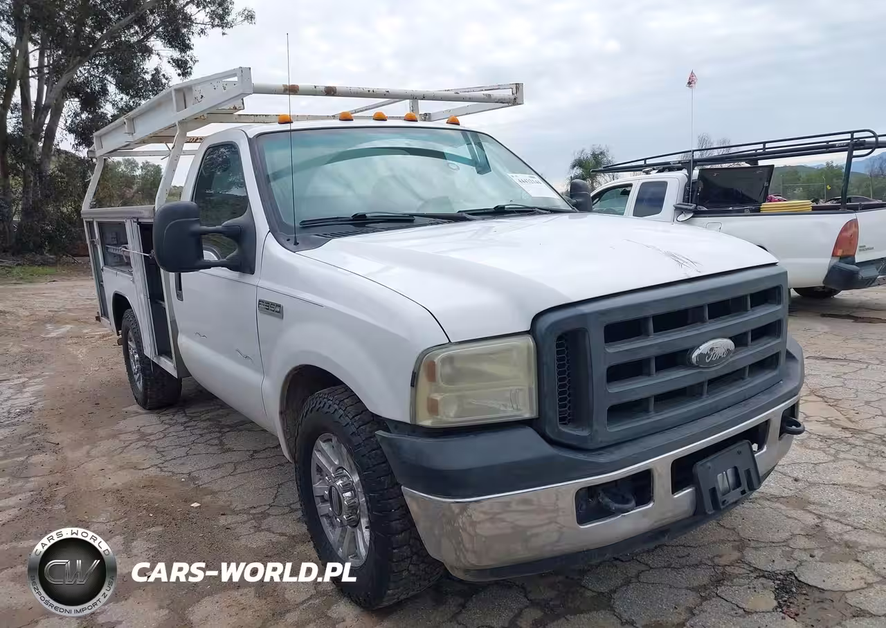 2006 Ford F-350 Chassis Xl-Xlt
