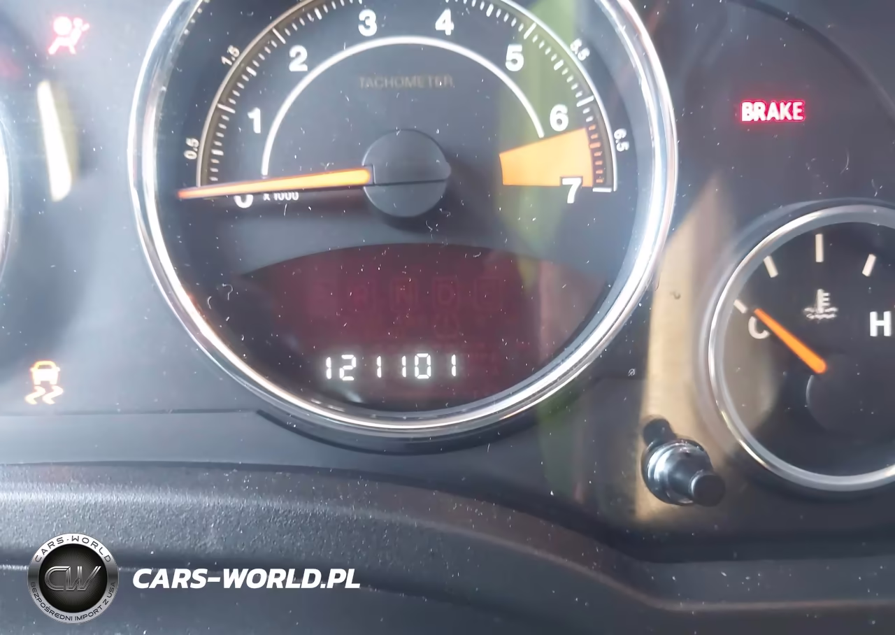 2015 Jeep Compass High Altitude Edition VIN:1C4NJDEB8FD425567 - 15
