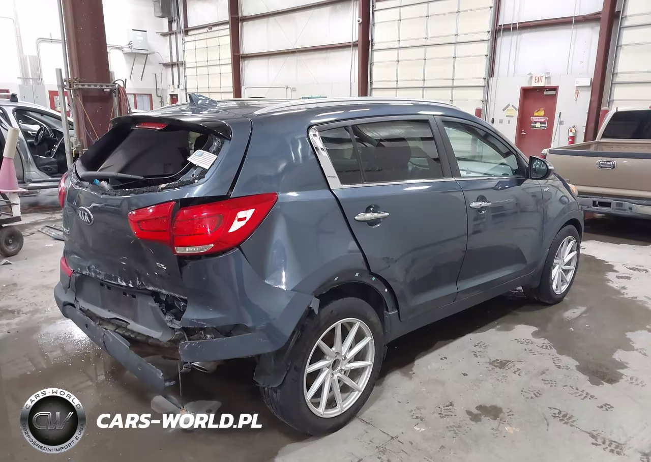 2015 Kia Sportage Ex VIN:KNDPCCAC2F7765064 - 4