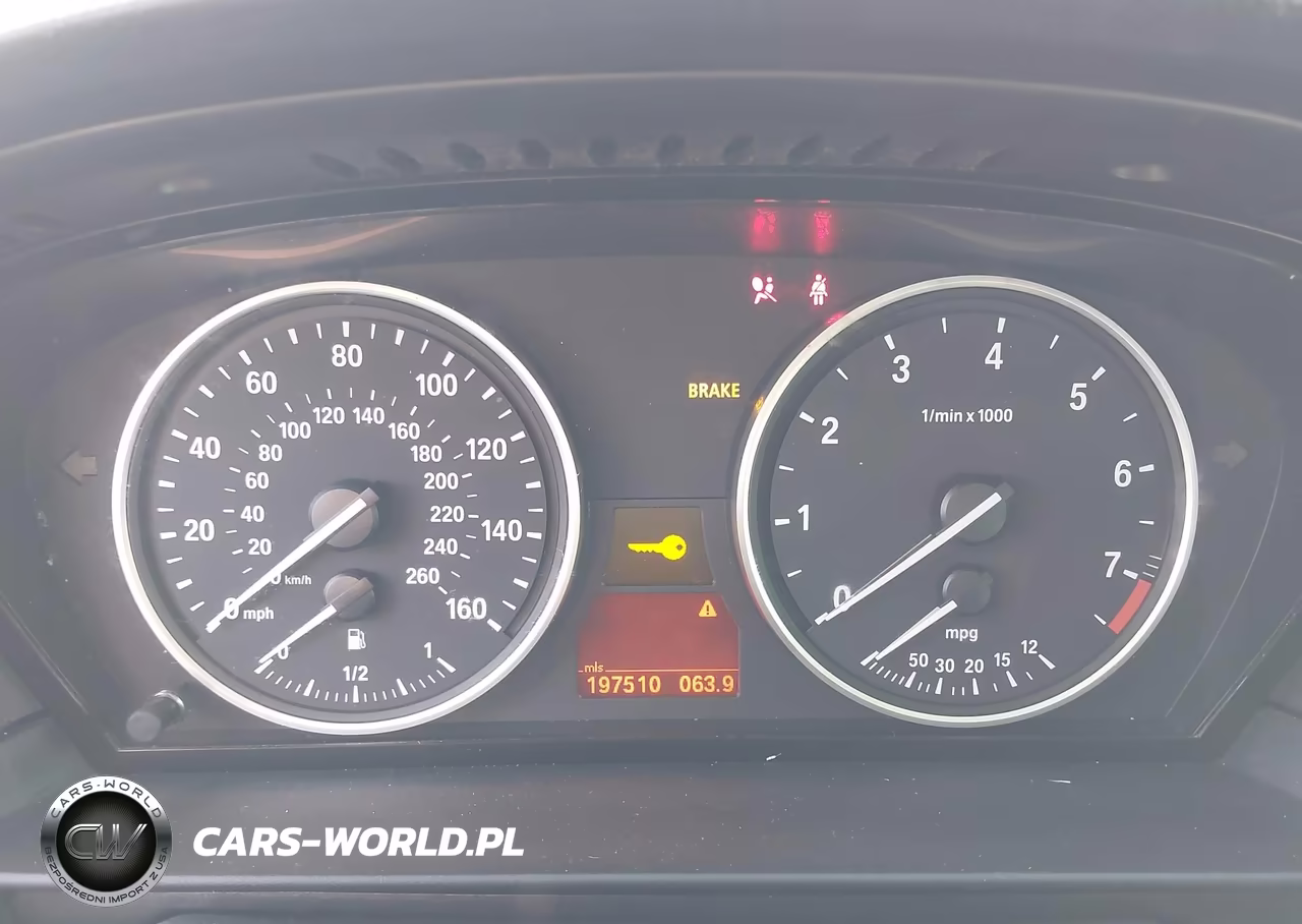 2010 BMW 528I xDrive VIN:WBANV1C52AC388723 - 7