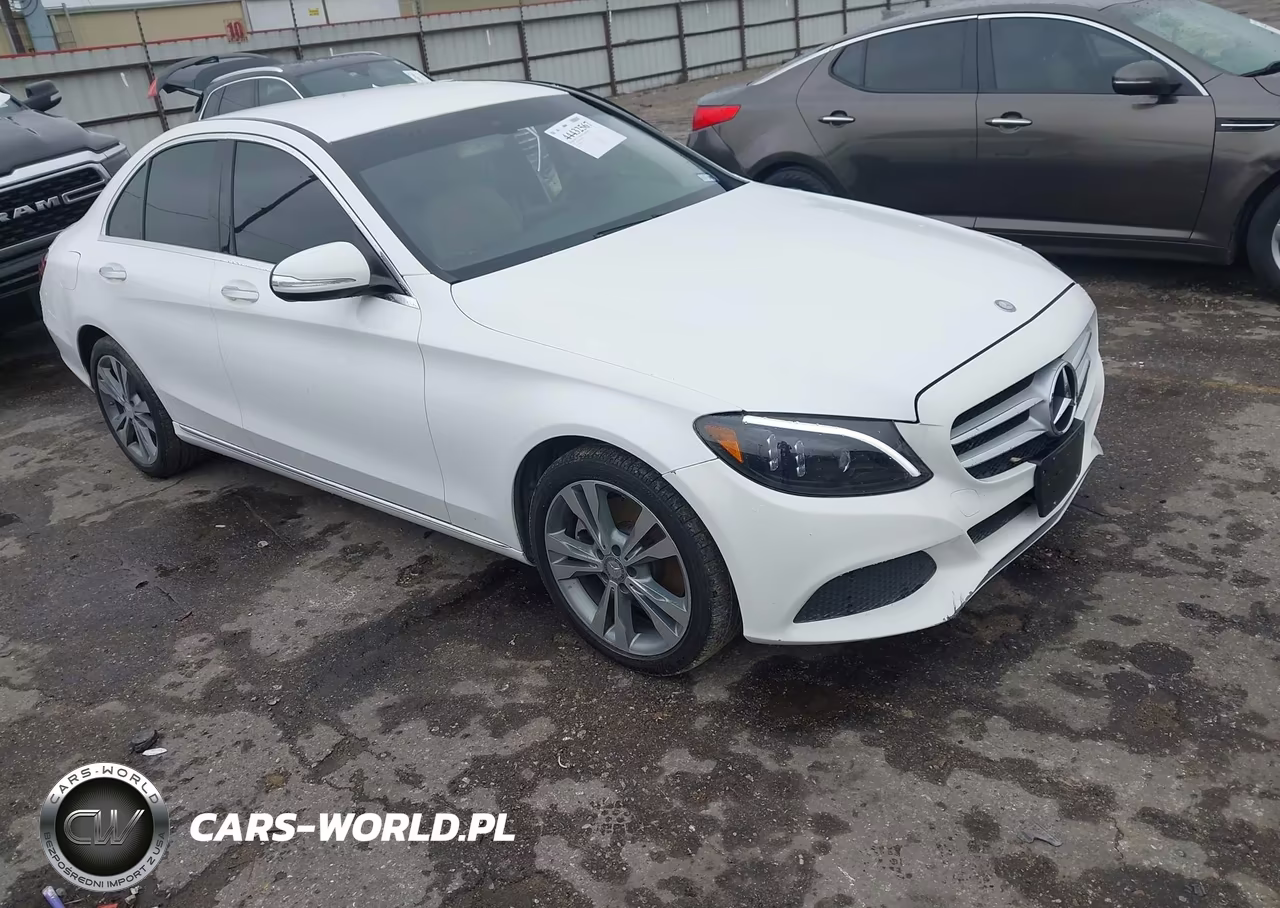 2015 Mercedes-Benz C 300 4Matic