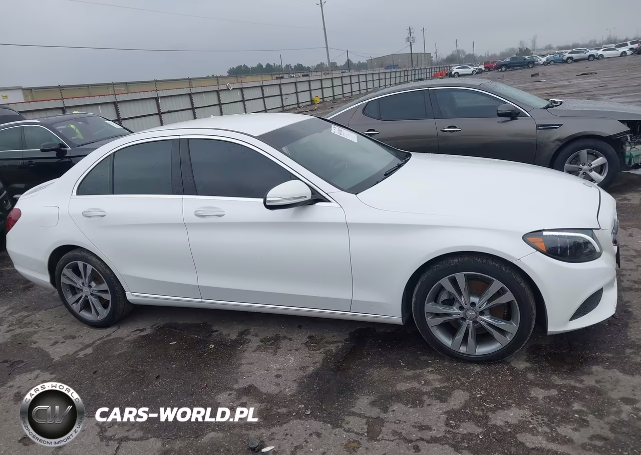 2015 Mercedes-Benz C 300 4Matic VIN:55SWF4KB6FU031731 - 13