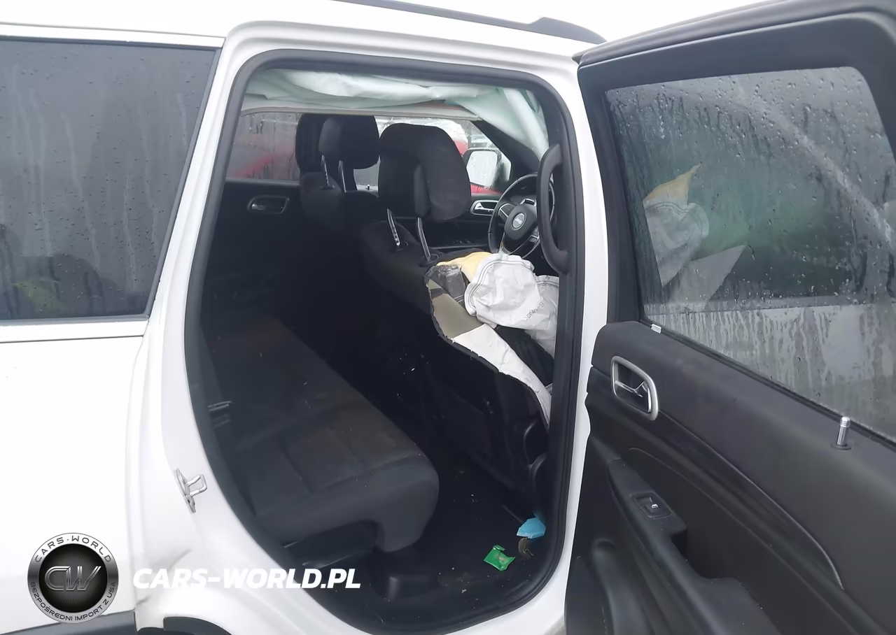 2019 Jeep Grand Cherokee Laredo E 4X4 VIN:1C4RJFAG1KC687896 - 8