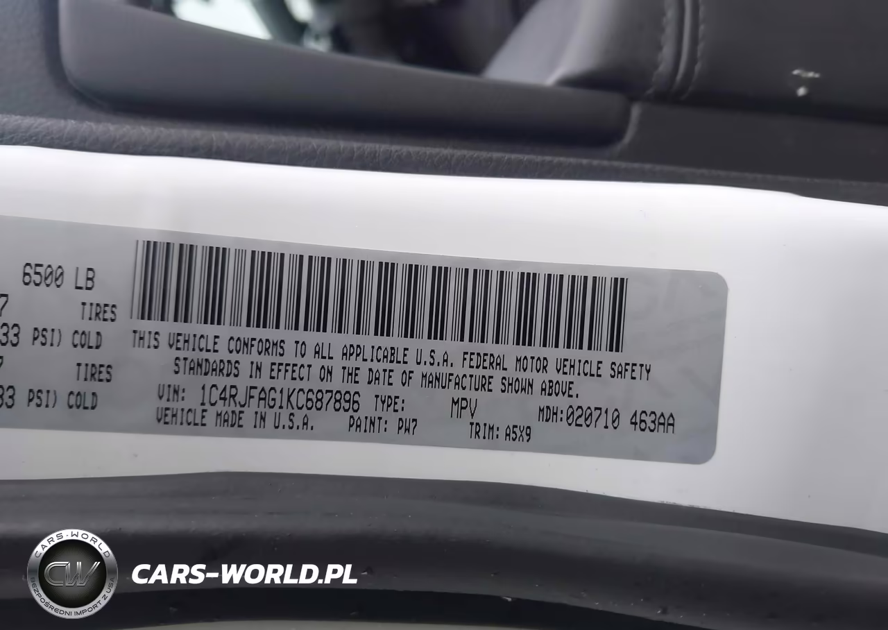 2019 Jeep Grand Cherokee Laredo E 4X4 VIN:1C4RJFAG1KC687896 - 9