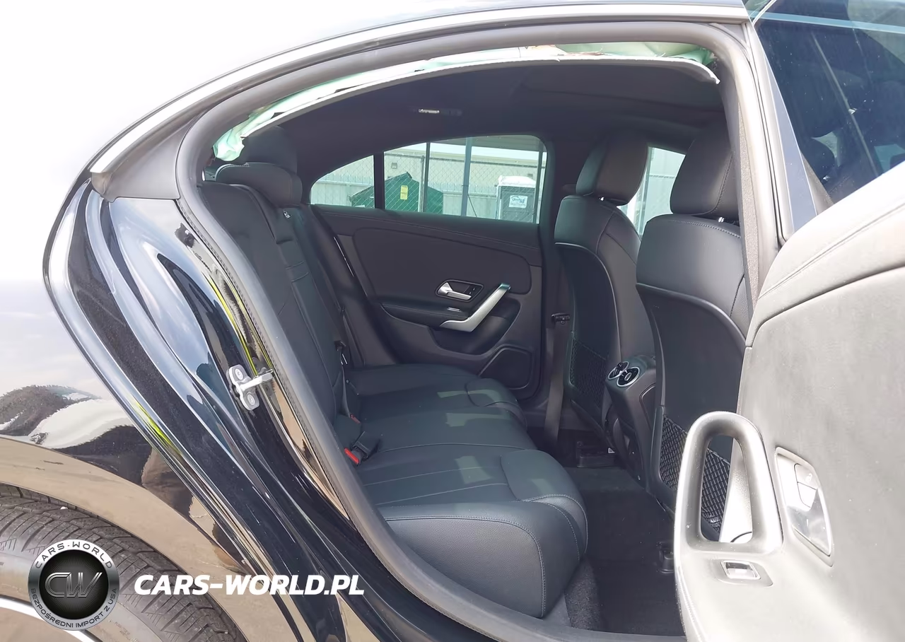 2025 Mercedes-Benz Cla 250 Coupe VIN:W1K5J4GB6SN481899 - 8