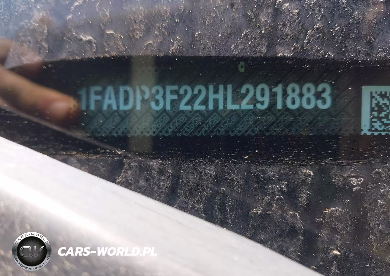 2017 Ford Focus Se VIN:1FADP3F22HL291883 - 9
