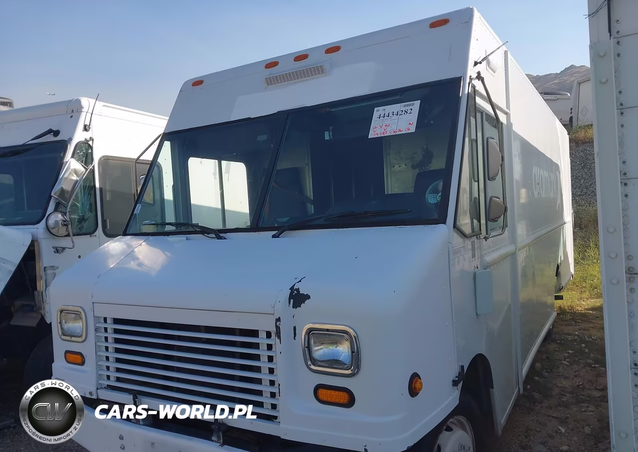 2007 Workhorse Custom Chassis Commercial Chassis W42 VIN:5B4KPD2V973422240 - 2