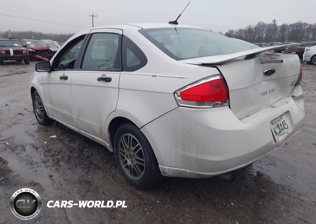 2011 Ford Focus Se VIN:1FAHP3FN0BW169024 - 3