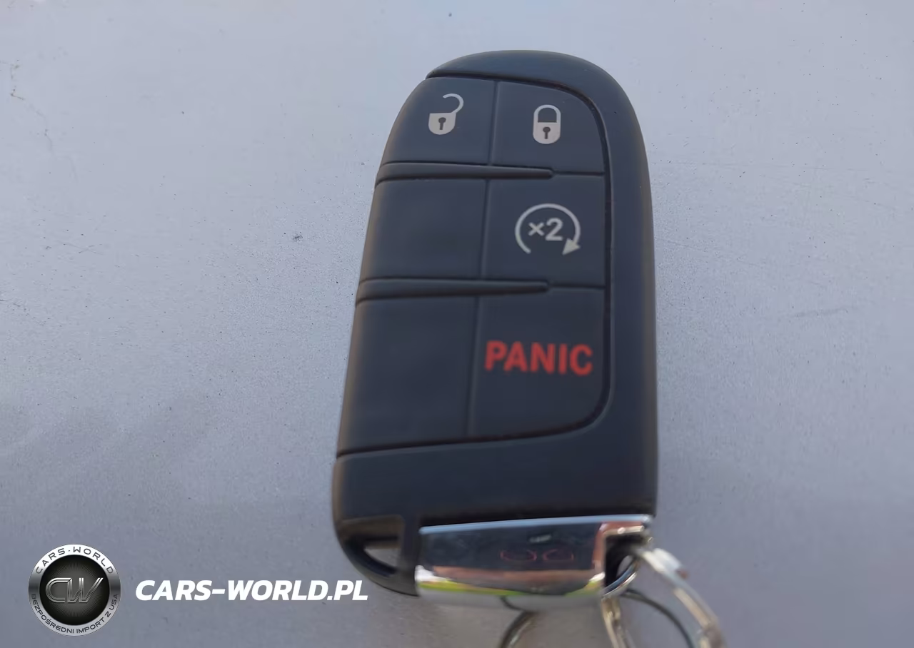 2025 Jeep Compass Latitude 4X4 VIN:3C4NJDBN1ST610420 - 11