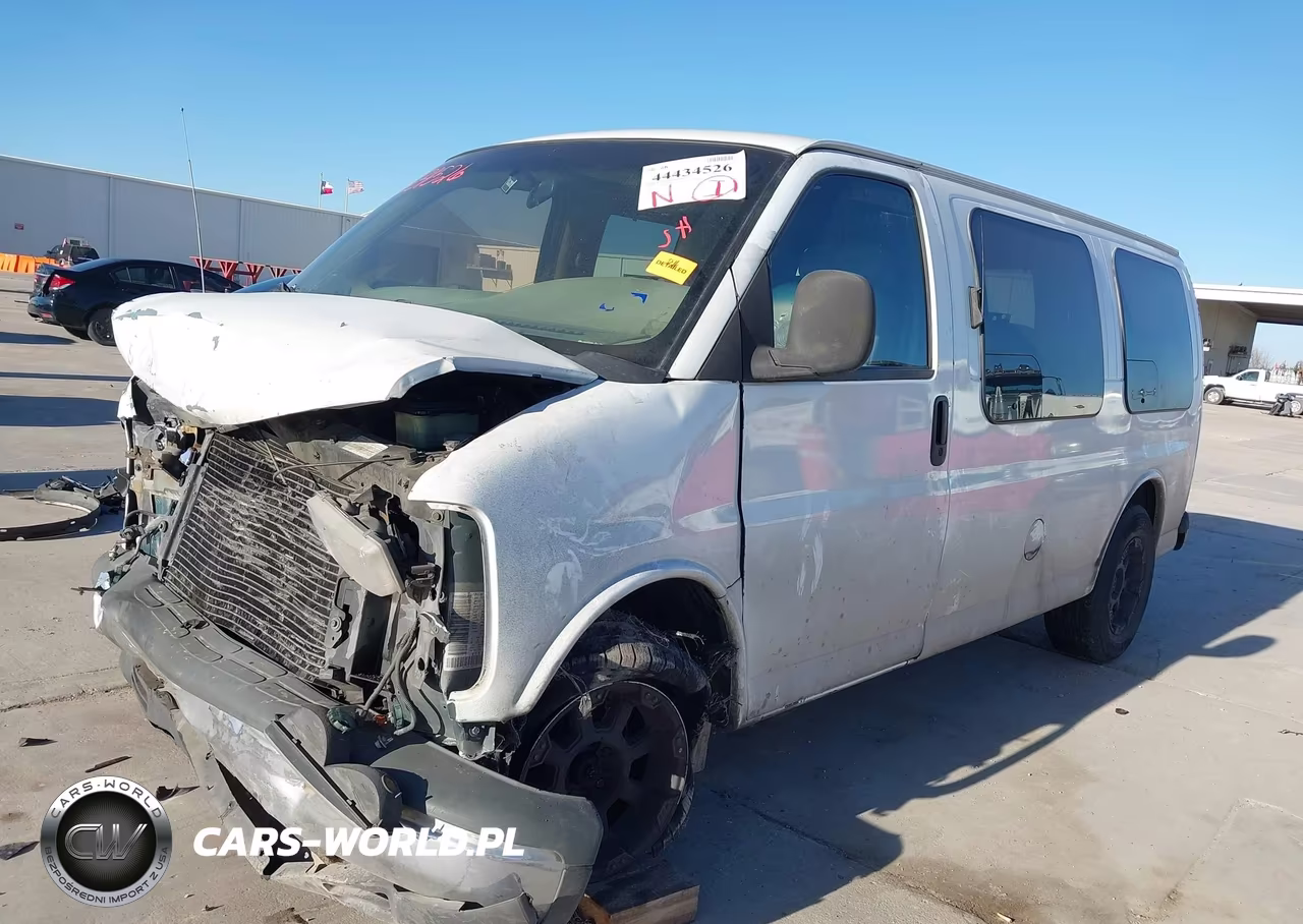 2000 Chevrolet Express Upfitter Pkg. VIN:1GBFG15R4Y1172092 - 2