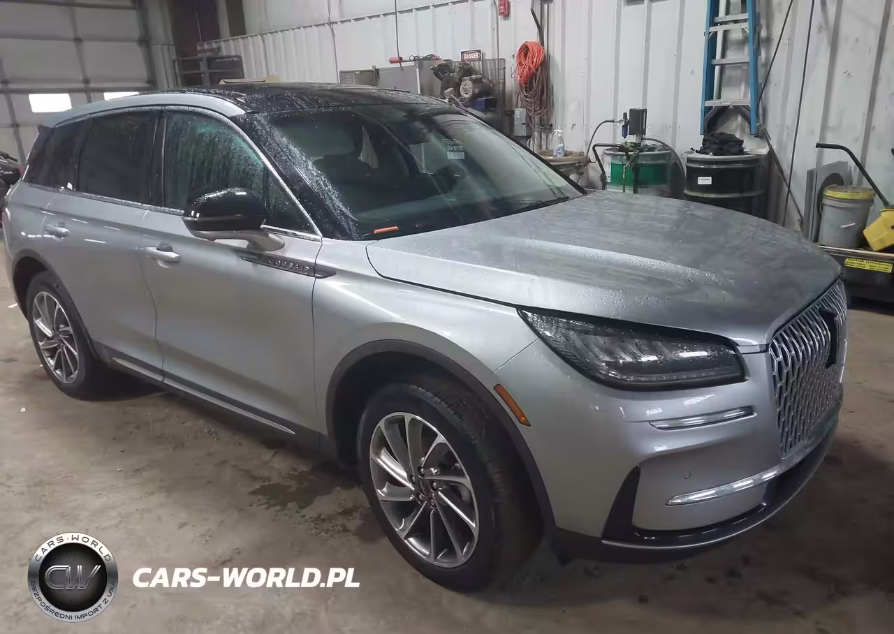 2023 Lincoln Corsair Standard