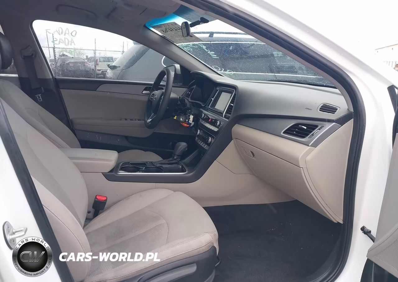 2019 Hyundai Sonata Se VIN:5NPE24AF3KH792225 - 5