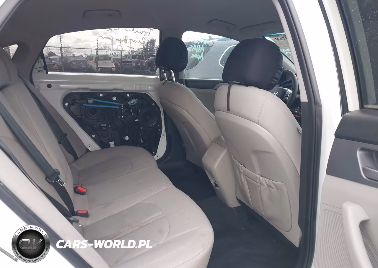 2019 Hyundai Sonata Se VIN:5NPE24AF3KH792225 - 8