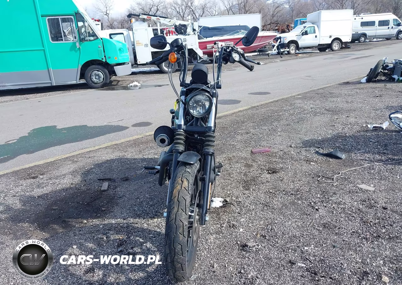 2014 Harley-Davidson Xl883 Iron 883 VIN:1HD4LE214EC437192 - 5