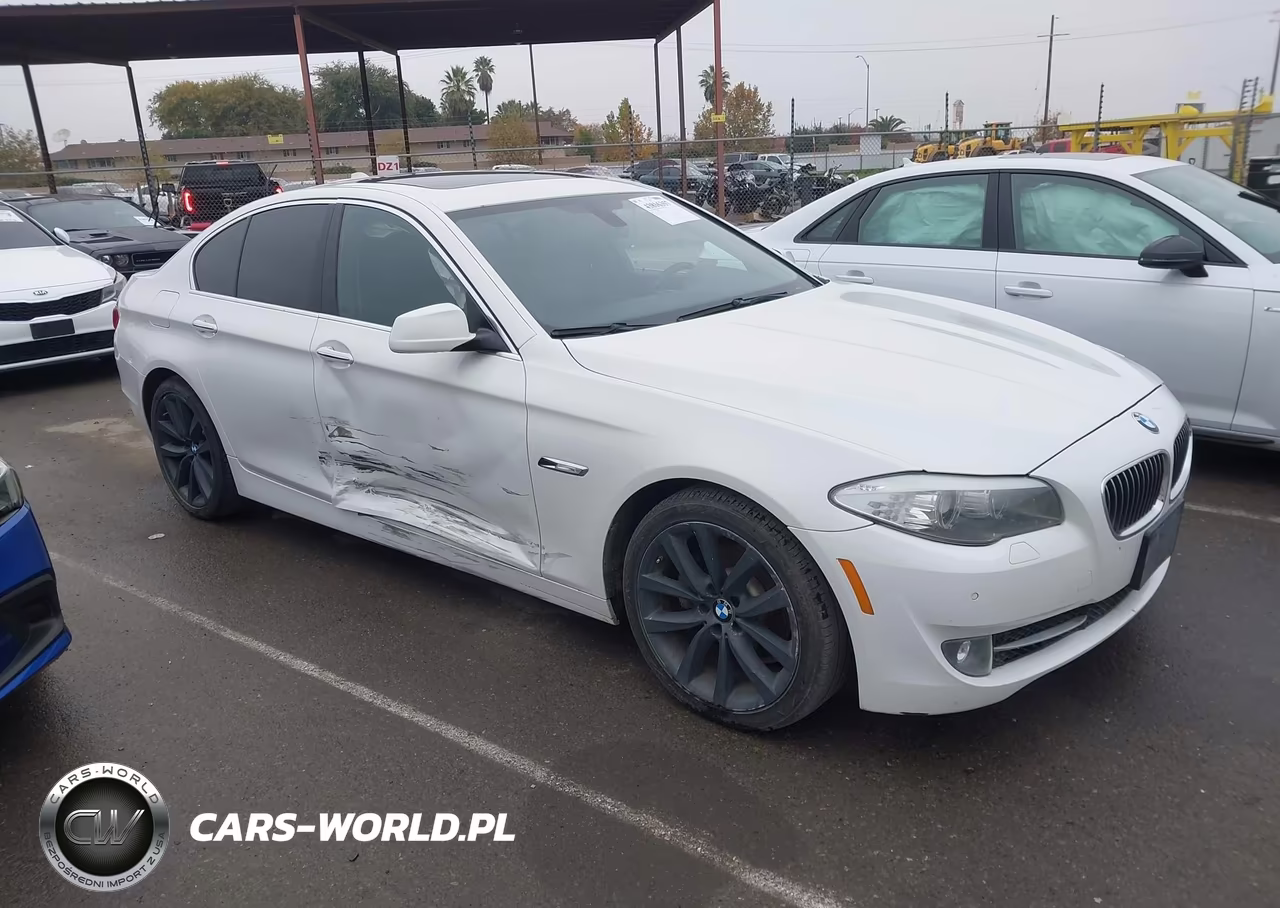 2013 BMW 528I