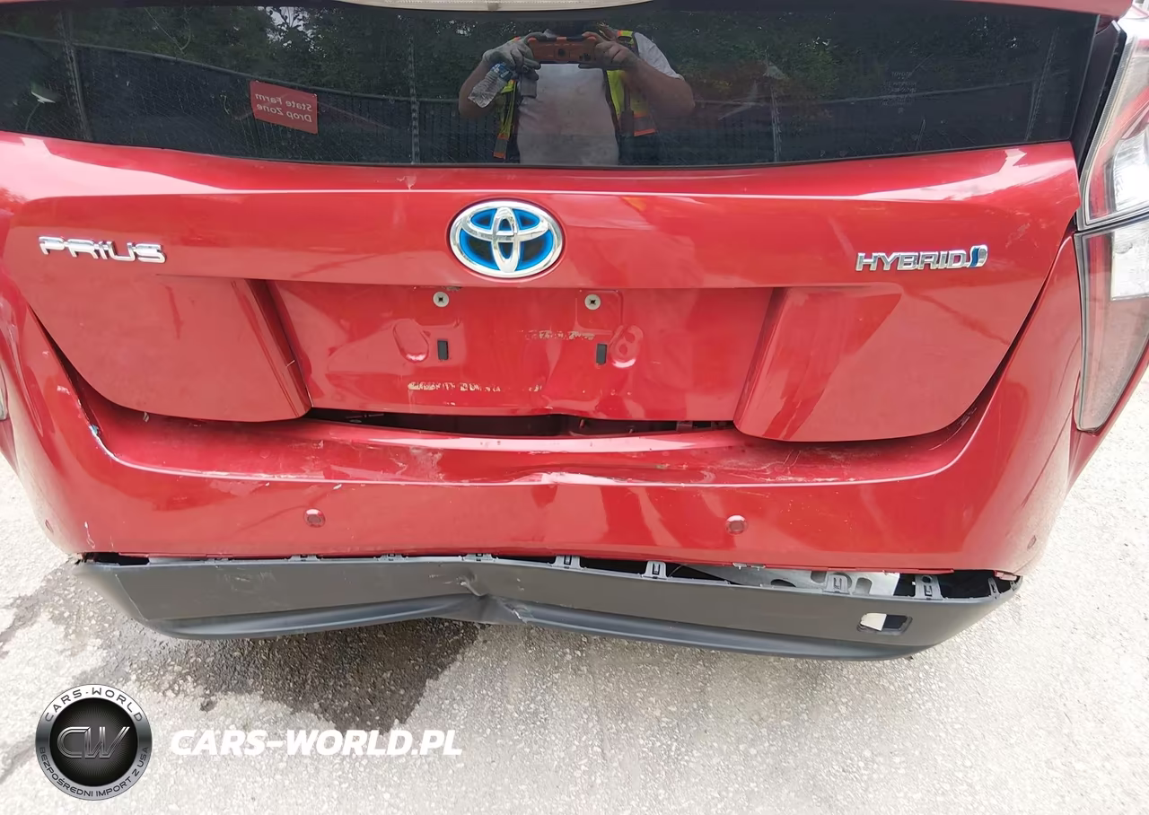 2017 Toyota Prius Two VIN:JTDKBRFU8H3056165 - 17