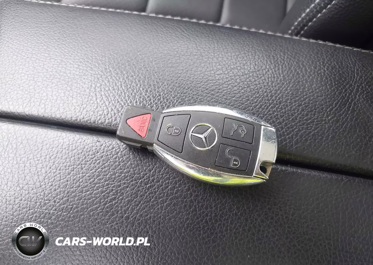 2016 Mercedes-Benz C 300 4Matic VIN:55SWF4KB6GU098668 - 11