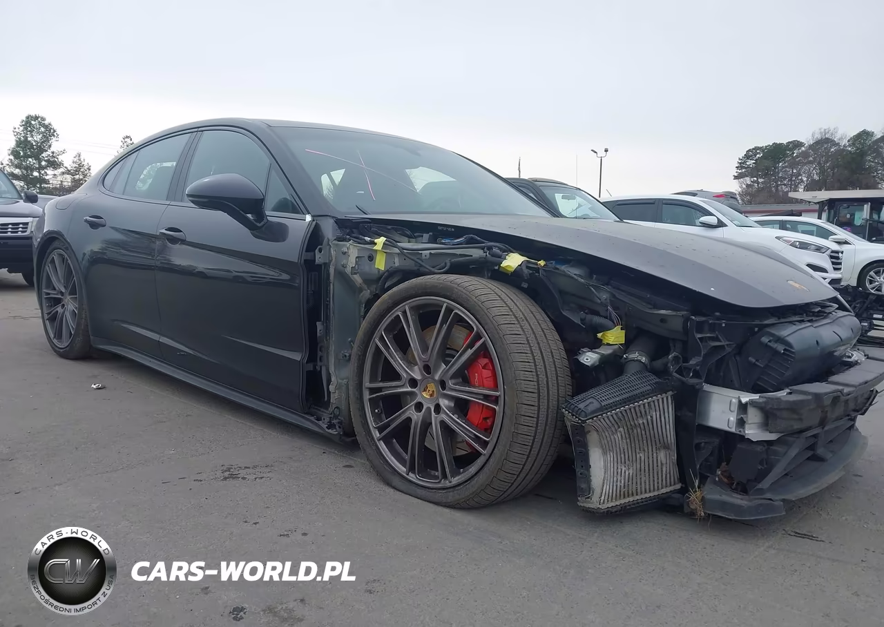 2018 Porsche Panamera Turbo