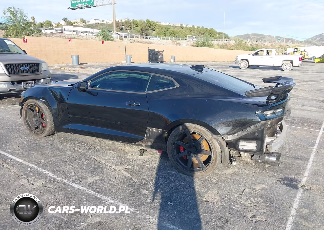 2017 Chevrolet Camaro Zl1 VIN:1G1FJ1R63H0173763 - 15
