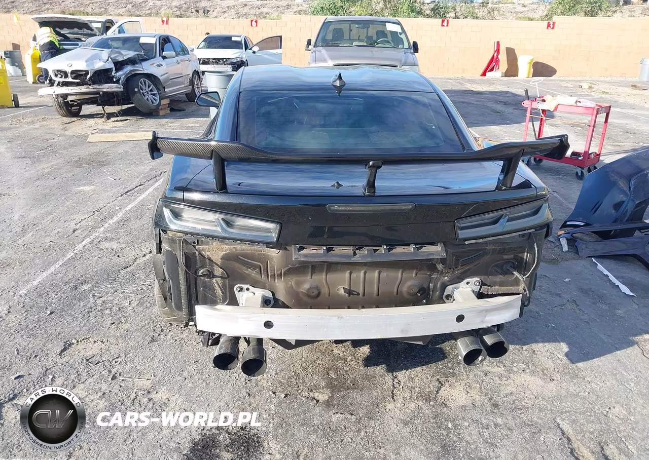 2017 Chevrolet Camaro Zl1 VIN:1G1FJ1R63H0173763 - 17
