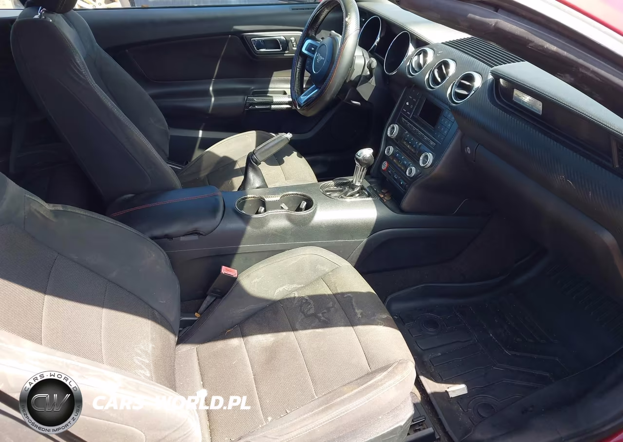 2016 Ford Mustang V6 VIN:1FATP8EM5G5246970 - 5