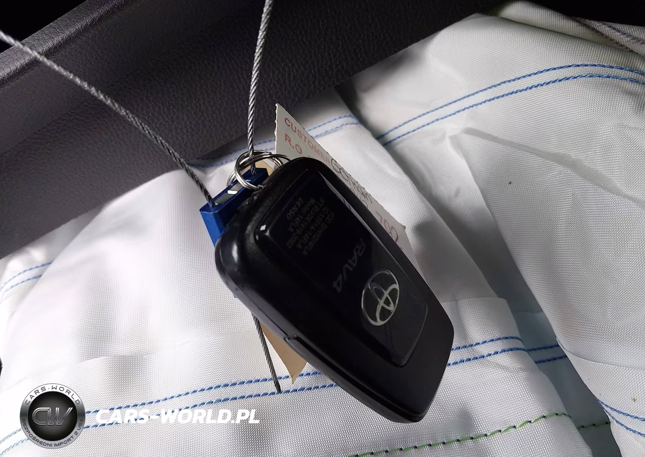 2025 Toyota Rav4 Hybrid Se VIN:4T3T6RFV7SU183026 - 11