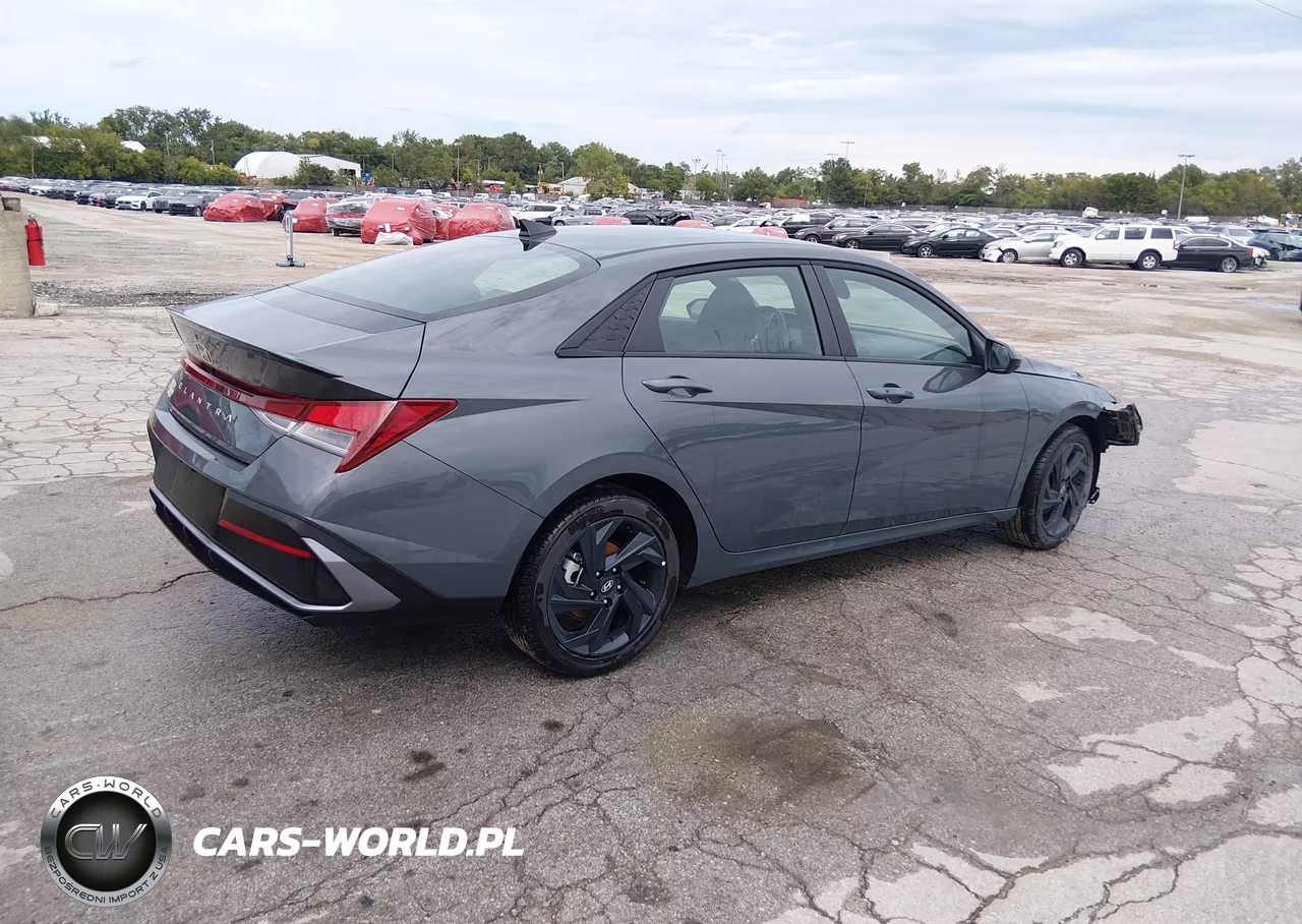 2026 Hyundai Elantra Sel Sport VIN:KMHLM4DG5TU138819 - 4